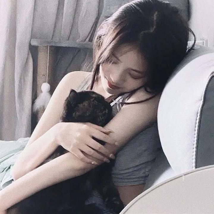黑白游龙